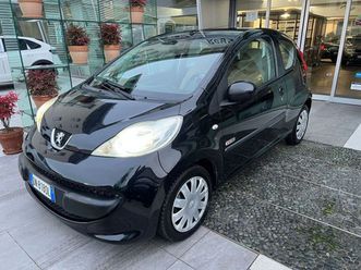 107 1.0 68cv 3p. sweet years