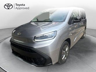 toyota proace city verso city verso 1.5d 130 cv s&s long d luxury nuova a nuoro