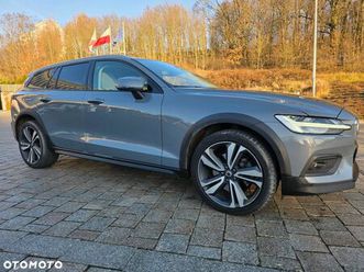volvo v60 cross country d4 awd