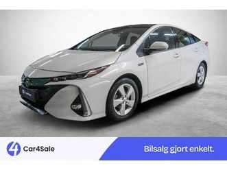 phev / toyota relax / ny eu / kamera / navi / acc ++