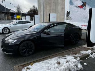 tesla model s plaid yoke ahk