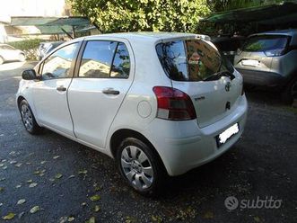 yaris '11 euro5 96000 km unipro ok neop