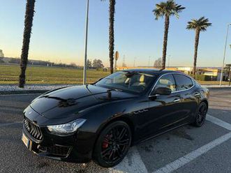 3.0 v6 bt gransport nerissimo 430cv auto my18