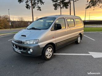 hyundai h1 satellite minibus long 9 places