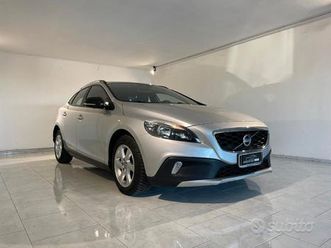 v40 cross country 1.6d 115 cv 6 marce x neopatenta