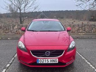 volvo - v40
