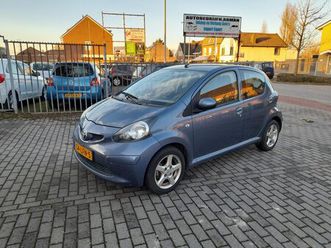 toyota aygo - 1.0-12v +