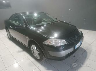renault megane del 2004 benzina cabrio automatico