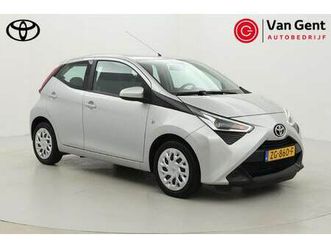 toyota aygo - 1.0 vvt-i x-play | airco | camera | elektrische ramen voor | bluetooth