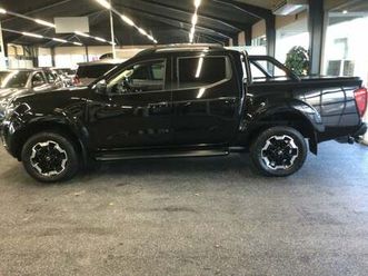 nissan navara 2,3 dci 190 db.kab tekna aut. 4d