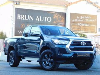 toyota hilux 2.8 d-4d x-tra cabine legende 4wd bva rc21
