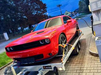 dodge challenger super trak pak