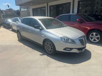 lancia delta 1.6 mjt garanzia 12 mesi