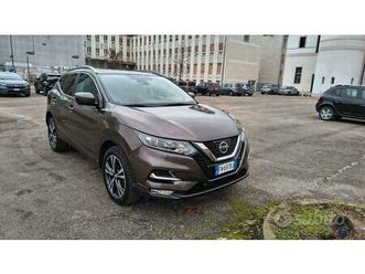 nissan qashqai 1.5 diesel 110 cv tecna +