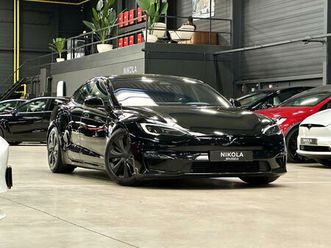 tesla model s long range - tow hook- full black