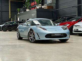 tesla roadster v2.5 - heated seats - 2 din screen - hardtop