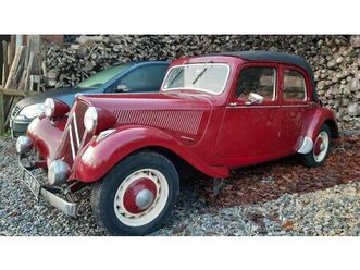 1949 citroen traction avant rouge foncé manuel, 3 vitesse...