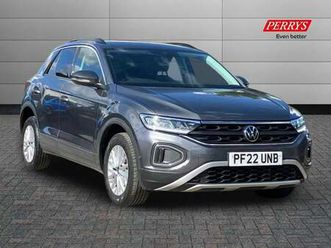2022 volkswagen t-roc 1.0 tsi life 5dr hatchback petrol manual