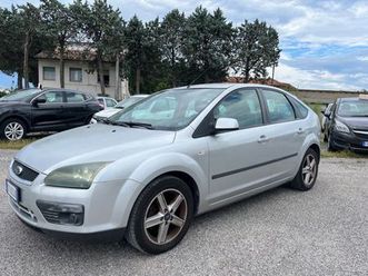 ford focus cc focu+ 1.6 benz ok neopatentati garanzia
