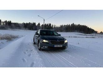 kombi 2.0 tdi 4x4 l&k v-hjul d-värm drag