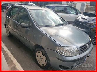 fiat punto 1.2 benzina *neopatentati*rate no busta