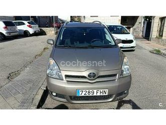 toyota corolla verso 2.2 d4d luna