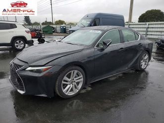 lexus is 300 2023 2.0l 3.0 benzyna 241km