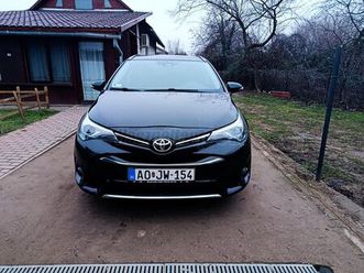 toyota avensis touring sports 1.8 active trend+