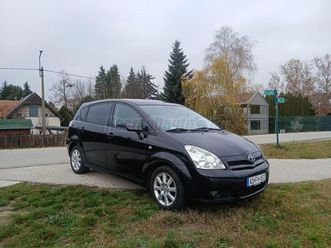 toyota corolla verso 1.8 luna nagyon jó állapot. végig vezetett szervízkönyv. legmagasabb felszereltség