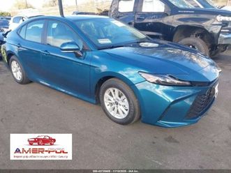 toyota camry le, od ubezpieczalni 2.5 hybryda 225km