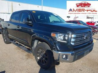 toyota tundra 2021r., sr5, od ubezpieczalni 5.7 benzyna 381km