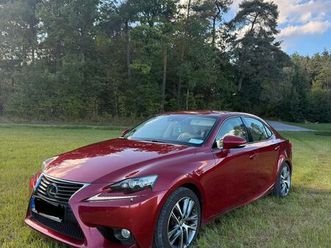 lexus is300h luxury line