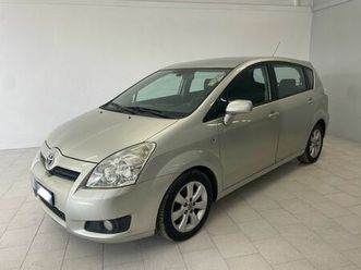 toyota corolla verso 2.2 16v d-4d sol 7 posti