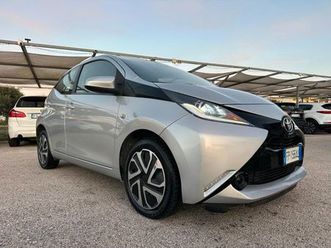 toyota aygo 1.0 benzina automatica