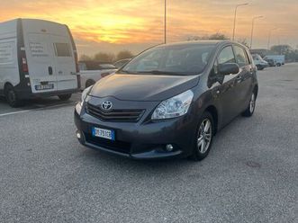toyota verso 1.6 sol con soli 91.900 km certificati toyota unico proprietario