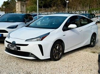 toyota prius prius+ 1.8 lounge