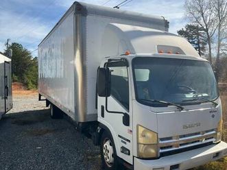 2015 isuzu npr hd 24’ box truck natural gas capable new transmission