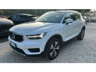 volvo xc40 t2 automatico business