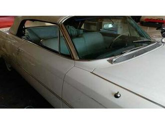 1963 cadillac coupe de ville blanc automatique, 4 vitesse...