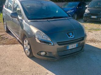 peugeot 5008 2.0 hdi 150cv tecno