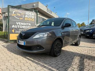 lancia ypsilon 1.0 firefly 5 porte s&s hybrid silver promo finanziamento