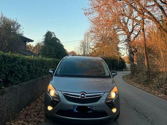 opel zafira 2014