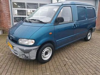 nissan vanette 2.3 diesel 89667km klima ex...