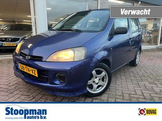 daihatsu young rv - yrv 1.3 16v vti automaat el.ramen cv lm velgen