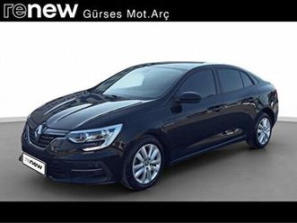 sedan 1.5 blue dci joy comfort edc