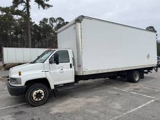 2007 gmc c5500 with sleeper