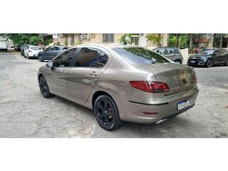 sedan feline 2.0 flex 16v 4p aut.