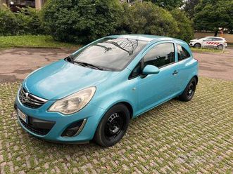 opel corsa van 1.2 benz. cambio automatico ,2 post