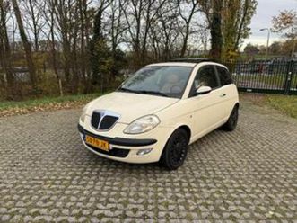 lancia ypsilon 1.2 bomvol pano apk tot 29-10-2026 — lancia — marktplaats