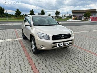 toyota rav4 2.0i 112kw 4x4 1. maj. koup.čr